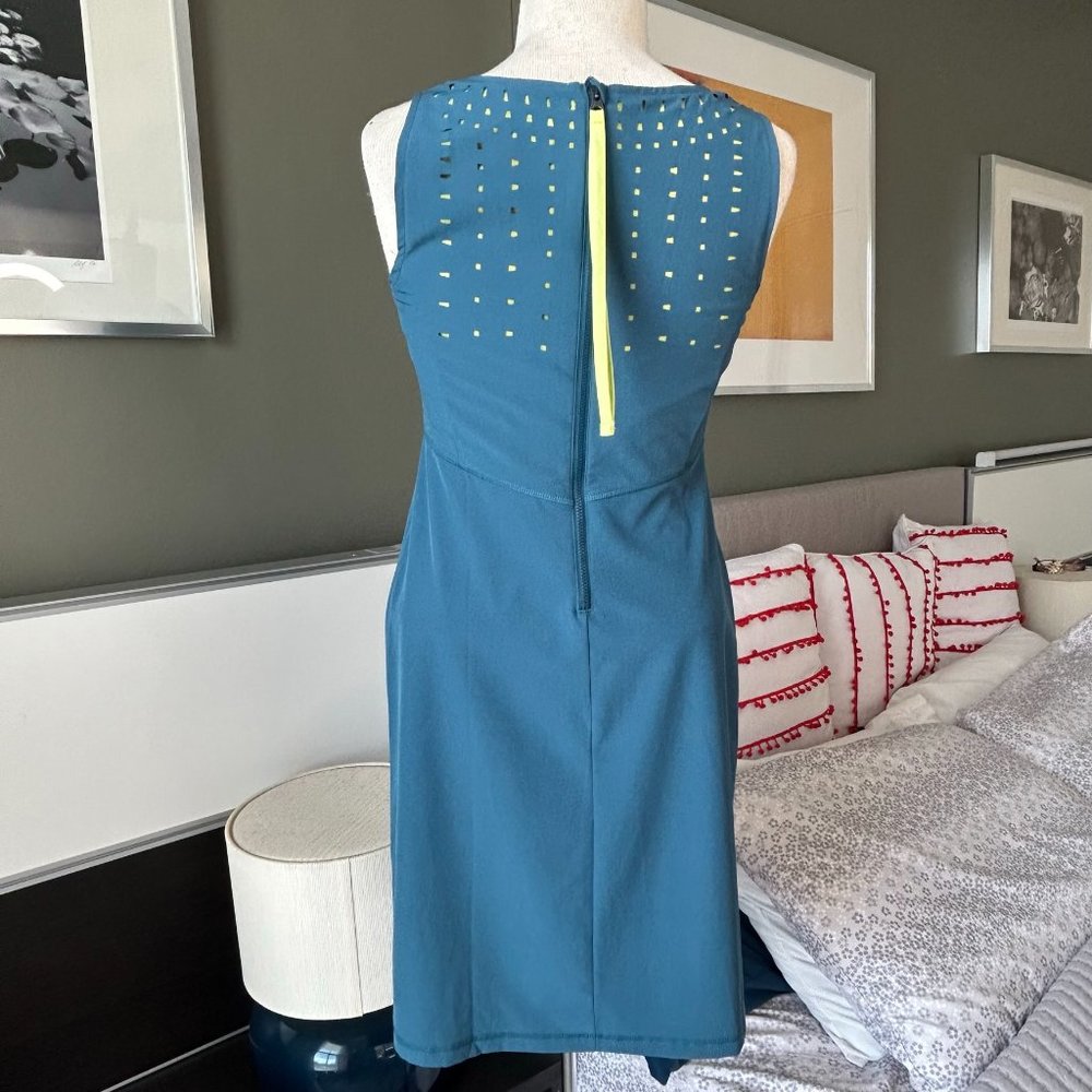 Title Nine Blue and Yellow Midi Dress